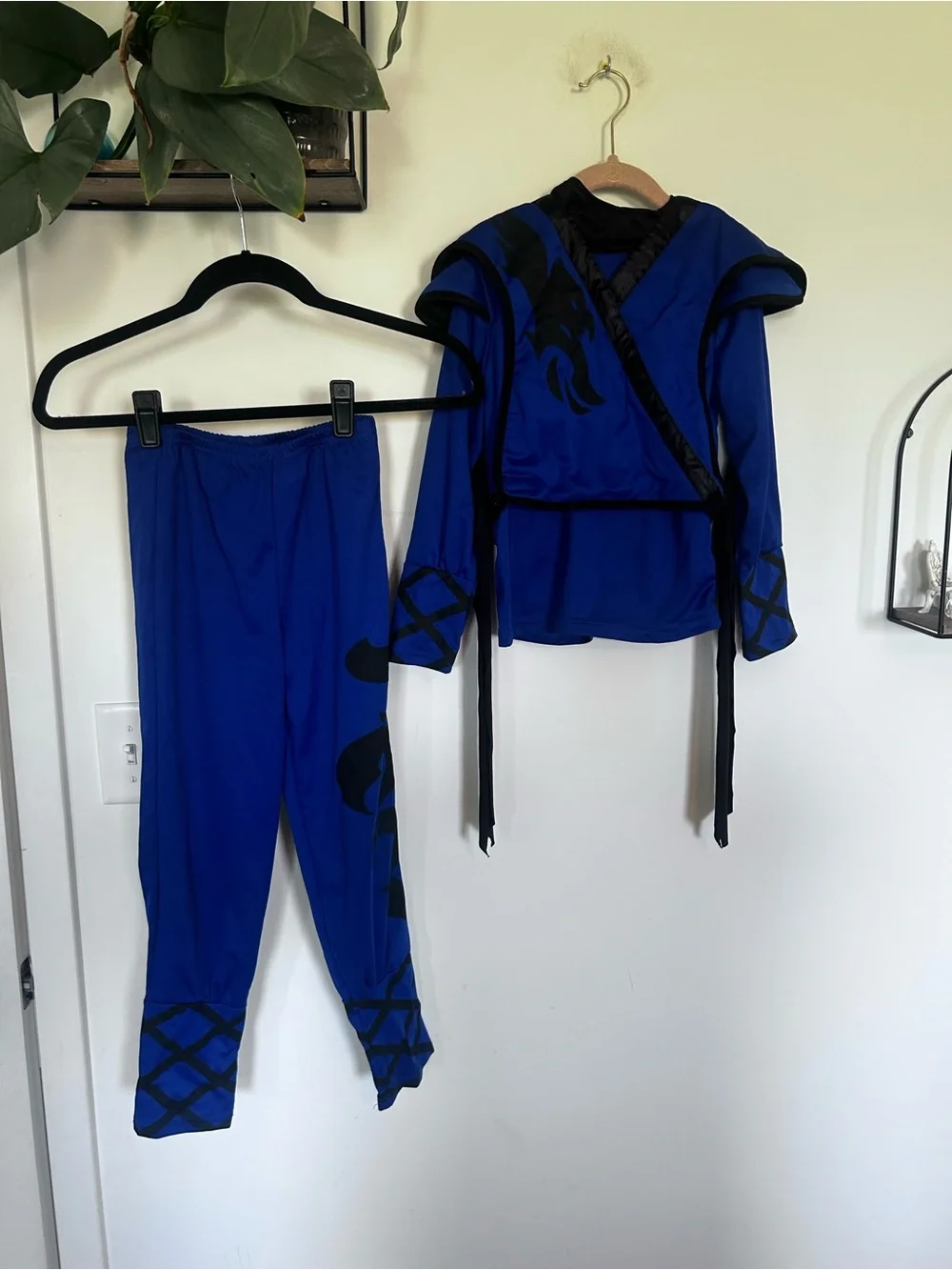 Spooktacular Creations Children’s Black & Blue Ninja Costume & Accessories Small